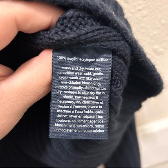 Tommy Hilfiger Navy Knit Sweater NWT XL - Picture 4 of 5